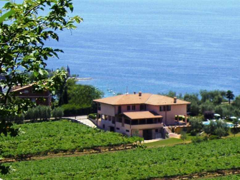 La Rocca Alloggio per agriturismo *